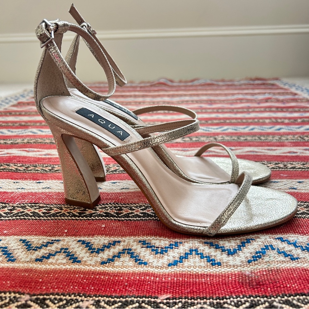 Aqua x Maeve Reilly Women's “Jenni Strap” Gold Strappy Heels Size 9